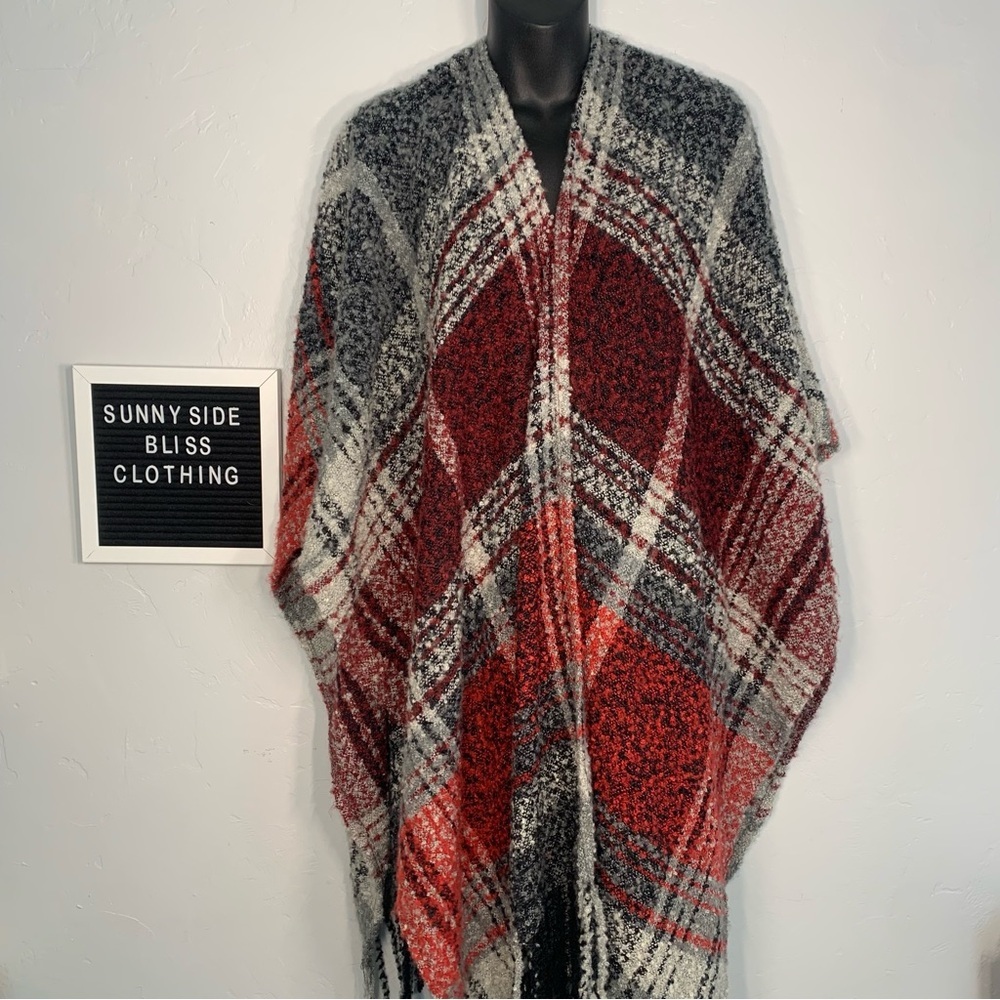 Woolrich Plaid Soft Fringe Shawl Blanket Wrap Poncho One Size *NWTS* Cozy - Picture 1 of 6